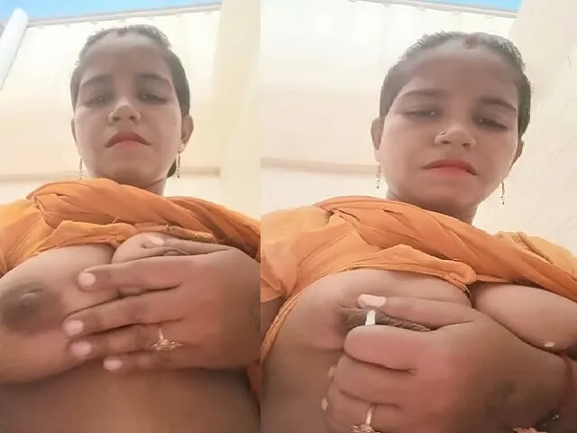 big-boobs-bhabhi-milking