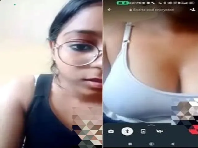 girl-in-glasses-first-time-boobs