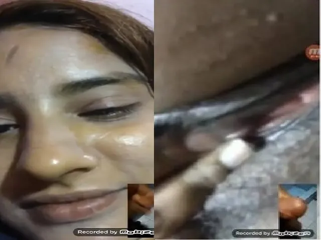 girlfriend-black-pussy-showing