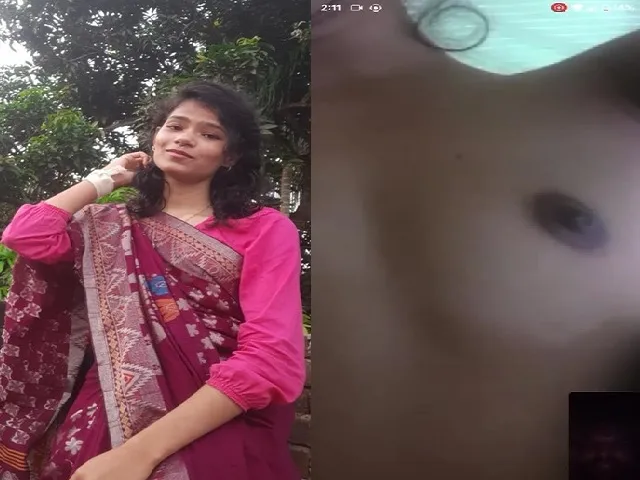 hijab-girl-boobs-show-on-viral-video-call-sex-chat