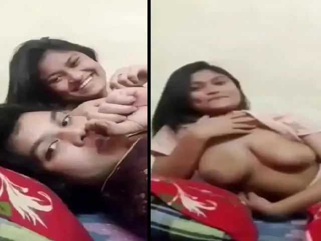indian-lesbian-sisters-exposing-big-boobs-viral-mms