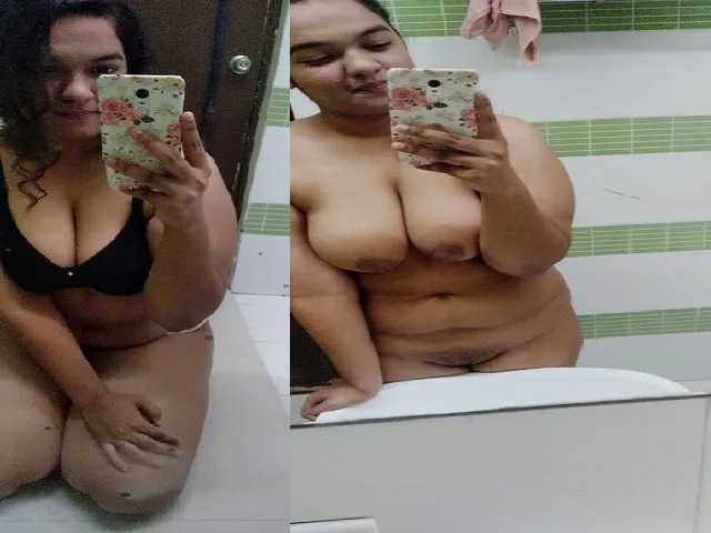 nude-before-mirror-big-boobs