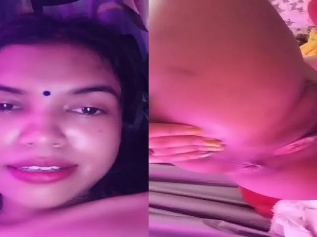 small-boobs-girlfriend-desi-anal