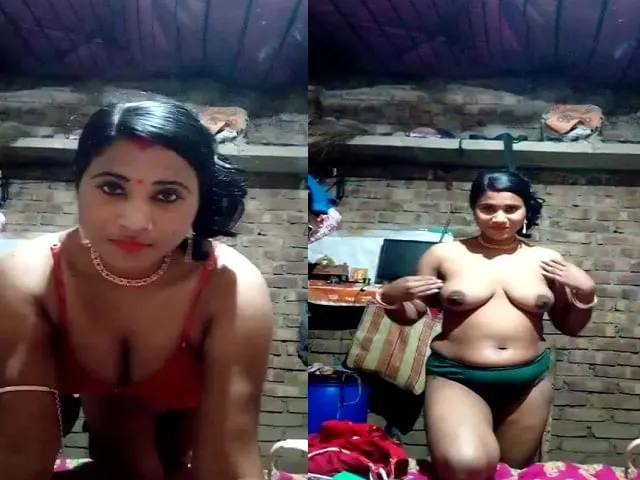 village-bhabhi-stripping-bra