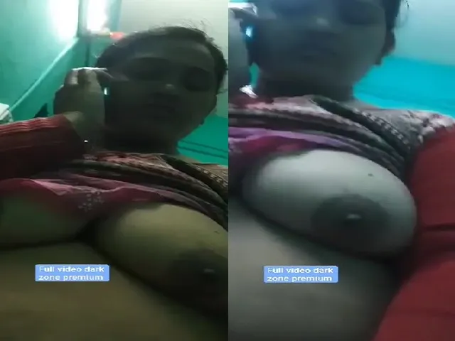 village-randi-bhabhi-topless-during-phone-call