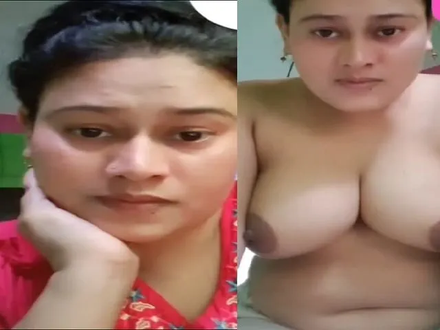 young-milf-boobs-show-on-video-call-to-lover